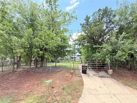 1002 NW 86th St, Oklahoma City, OK 73114