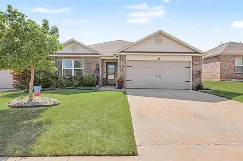 9628 High Noon Rd, Yukon, OK 73099