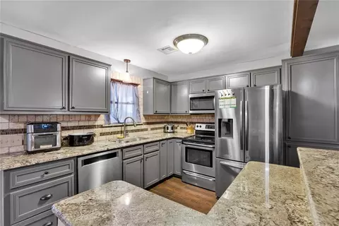 Kitchen - 611 S Leach Ave, Watonga, OK 73772 photo 1 of 2