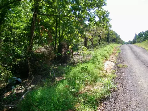Howard Avenue, Macomb, OK 73051 photo 2