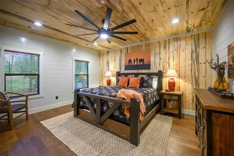 Bedroom - 375 Boulder Way, Broken Bow, OK 74728 photo 3 of 7