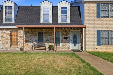 705 N Broadway Ave #705, Hobart, OK 73651