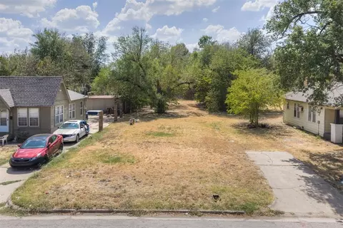 628 SW 35th St, Oklahoma City, OK 73109