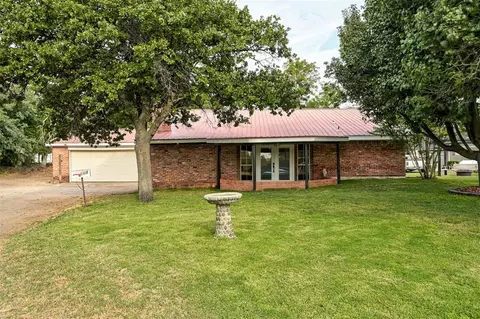 108 Wild Rose Rd, Fort Cobb, OK 73038