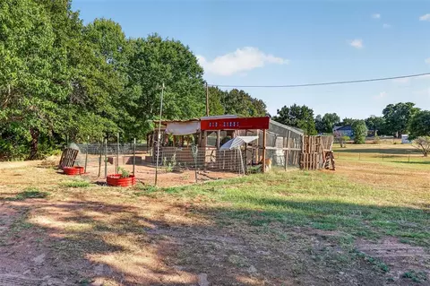 Exterior - 102211 S Highway 102, Mcloud, OK 74851 photo 1 of 3