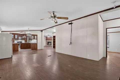 Living - 102211 S Highway 102, Mcloud, OK 74851 photo 1 of 4