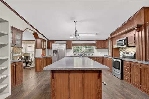Kitchen - 102211 S Highway 102, Mcloud, OK 74851 photo 2 of 3