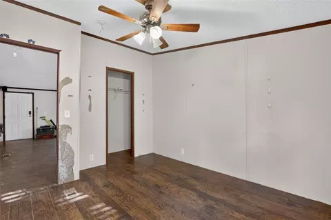 Bedroom - 102211 S Highway 102, Mcloud, OK 74851 photo 4 of 8