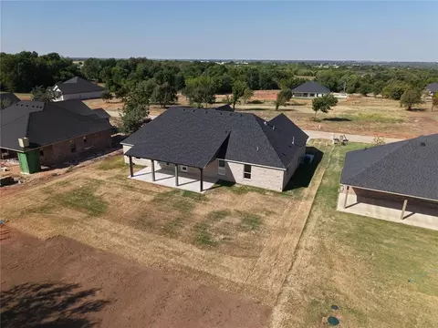 View/Area - 2000 Cattle Dr, Guthrie, OK 73044 photo 2 of 4
