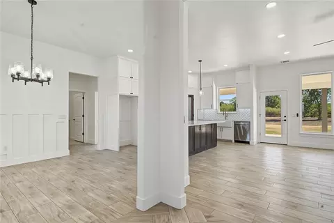 Entry Way - 2000 Cattle Dr, Guthrie, OK 73044 photo 1 of 1