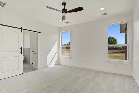 Bedroom - 2000 Cattle Dr, Guthrie, OK 73044 photo 5 of 7