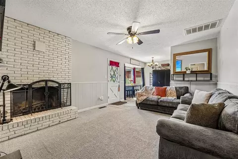 Living - 208 E 30th St, Edmond, OK 73013 photo 1 of 3