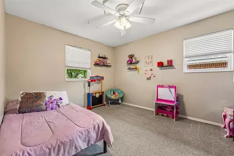 Bedroom - 208 E 30th St, Edmond, OK 73013 photo 1 of 5