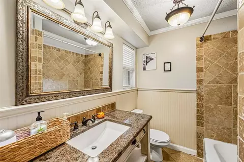 Bath - 208 E 30th St, Edmond, OK 73013 photo 1 of 3