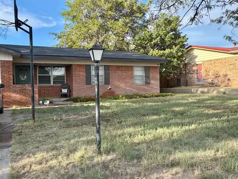Exterior - 234 Circle Dr, Guymon, OK 73942 photo 2 of 5