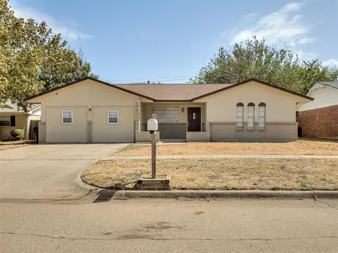 9404 S Winston Way, Oklahoma City, OK 73139