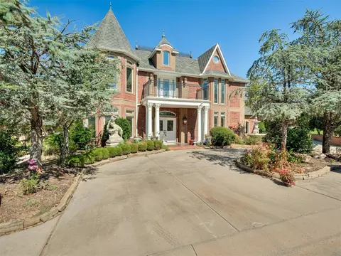 2316 E Overholser Ct, Oklahoma City, OK 73127