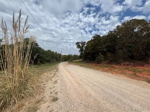 9200 Noble Ridge Dr, Noble, OK 73051