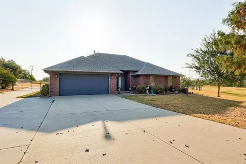 Exterior - 4500 S Eastern Ave, Norman, OK 73069 photo 2 of 8