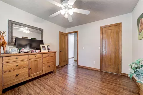 Bedroom - 4500 S Eastern Ave, Norman, OK 73069 photo 6 of 8