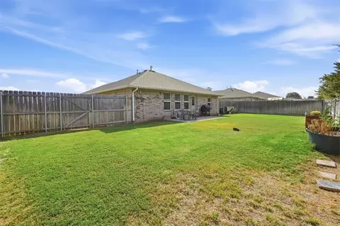 Exterior - 1509 Avalon Dr, Altus, OK 73521 photo 5 of 5