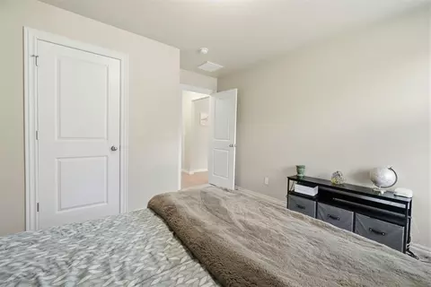 Bedroom - 1509 Avalon Dr, Altus, OK 73521 photo 4 of 4