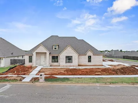 4201 Bridge Wood Ln, Oklahoma City, OK 73179