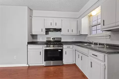 Kitchen - 410 Jarman Dr, Mcloud, OK 74851 photo 1 of 1