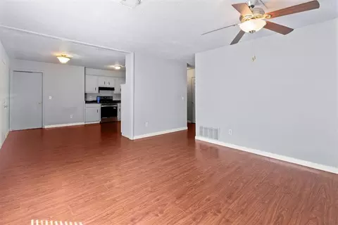 Living - 410 Jarman Dr, Mcloud, OK 74851 photo 1 of 3