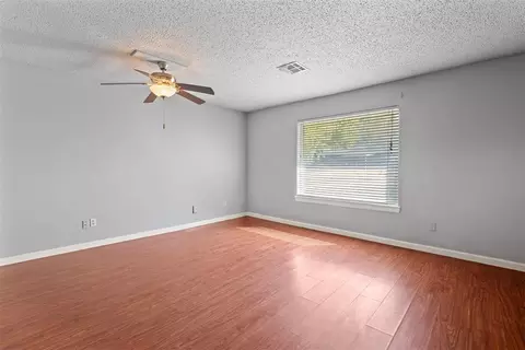 Living - 410 Jarman Dr, Mcloud, OK 74851 photo 3 of 3