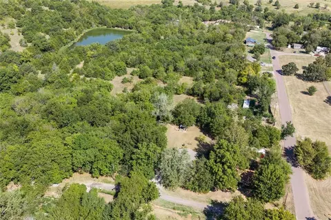 View/Area - 902 W 4th St, Ada, OK 74820 photo 4 of 9