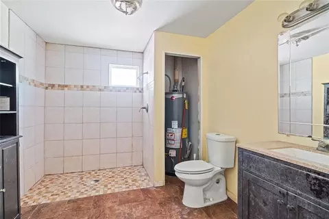 Bath - 902 W 4th St, Ada, OK 74820 photo 1 of 1