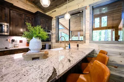 Kitchen - 24 Boulder Ct, Broken Bow, OK 74728 photo 4 of 4