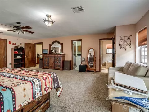 Bedroom - 710 Deano Dr, Tuttle, OK 73089 photo 4 of 6