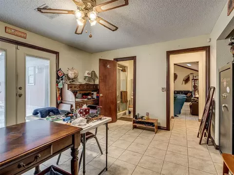 Entry Way - 710 Deano Dr, Tuttle, OK 73089 photo 4 of 5