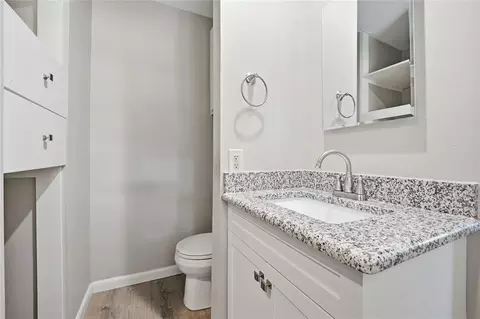 Bath - 2000 S S Blvd, Edmond, OK 73013 photo 5 of 6