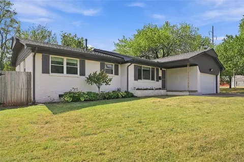 Exterior - 2000 S S Blvd, Edmond, OK 73013 photo 3 of 9