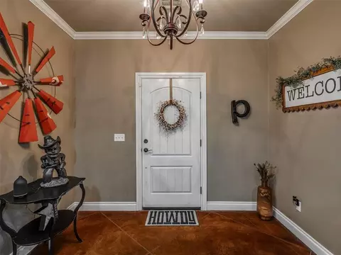 Entry Way - 30365 Buck Ln, Mcloud, OK 74851 photo 1 of 2