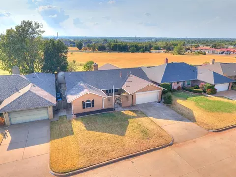 3629 N Ridgewood Dr, Midwest City, OK 73110