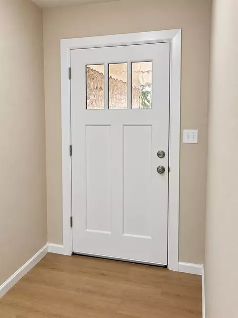 Entry Way - 709 Polk St, Altus, OK 73521 photo 1 of 3