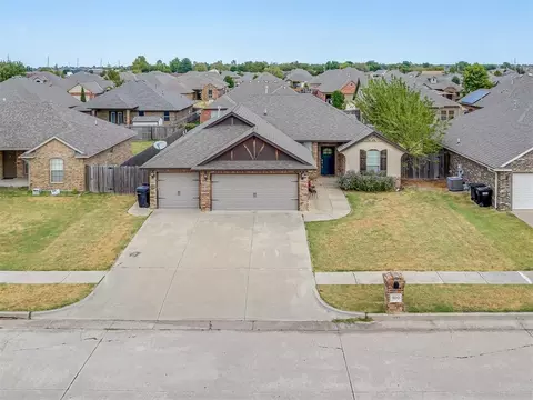 View/Area - 909 SW 14th St, Moore, OK 73160 photo 1 of 4