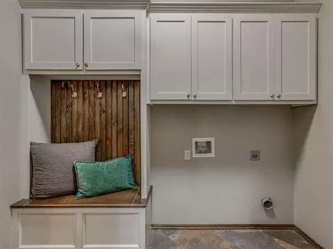 Other - 909 SW 14th St, Moore, OK 73160 photo 3 of 8
