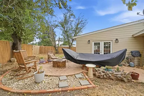 Exterior - 2720 N Robin St, Altus, OK 73521 photo 6 of 6