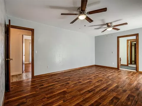 Living - 1025 E Triplett Rd, Guthrie, OK 73044 photo 5 of 5