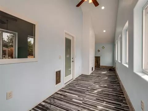 Entry Way - 1025 E Triplett Rd, Guthrie, OK 73044 photo 2 of 2