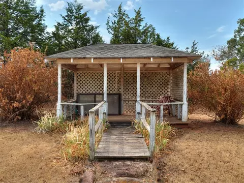 Other - 1025 E Triplett Rd, Guthrie, OK 73044 photo 5 of 9