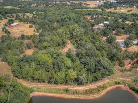 View/Area - 1025 E Triplett Rd, Guthrie, OK 73044 photo 10 of 11