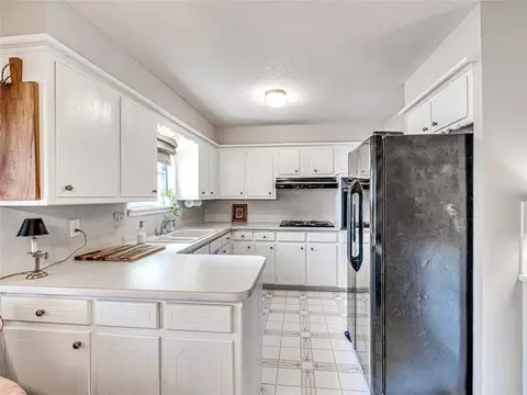 Kitchen - 624 E 26th St, Edmond, OK 73013 photo 5 of 6