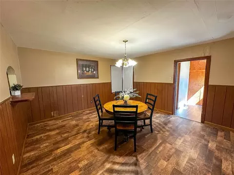 Dining - 306 S 4th St, Hammon, OK 73650 photo 1 of 3