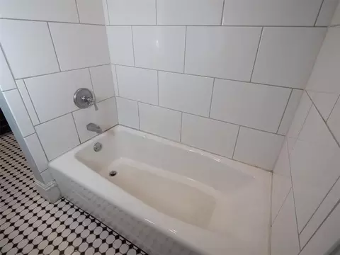 Bath - 307 E Main St, Tecumseh, OK 74873 photo 5 of 6